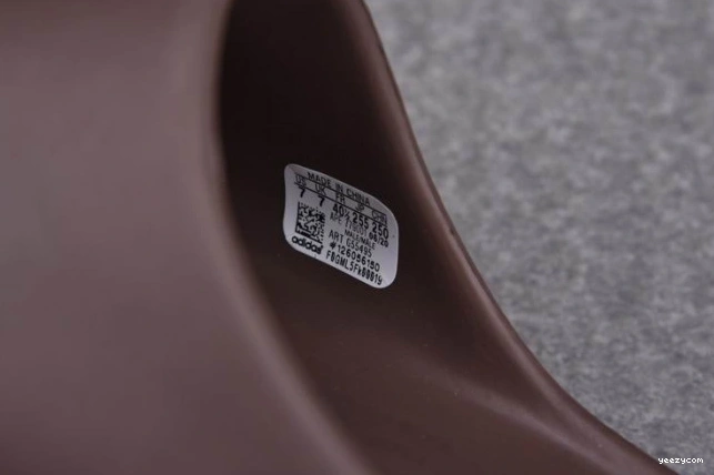 Yeezy Adidas Slide Soot G55495 0710